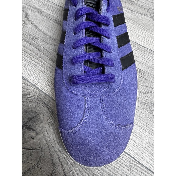 Adidas Originals Gazelle Shoes Mens Size 9.5 Purple Black Suede Sneakers BZ0034 - Picture 12 of 14